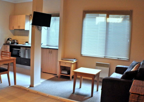 Champagne - Accommodation Great Ocean Road 0