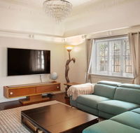 Chic 2 Bedroom Ground Floor Apartment In Trendy New Farm - Accommodation Great Ocean Road