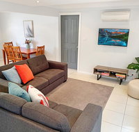 City Center - Modern 2-Bedroom Apartment - Accommodation Great Ocean Road