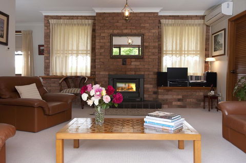 Clifton Gardens B&B - Accommodation Great Ocean Road 2