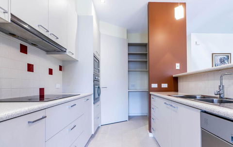 COASTAL SOUL VILLA @ BROADBEACH - Accommodation Great Ocean Road 2