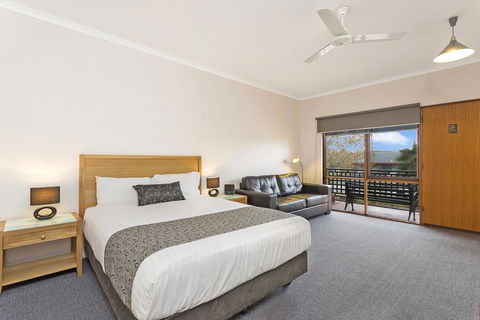Comfort Inn Lady Augusta - Accommodation Great Ocean Road 3
