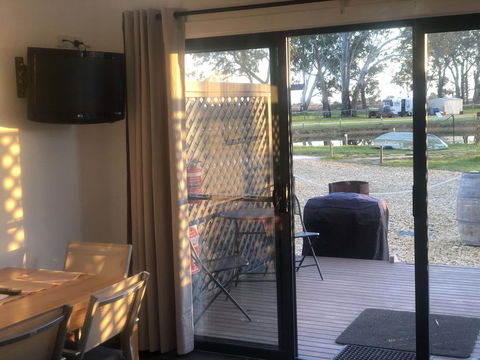 Coonawarra Cabins Unit D - Accommodation Great Ocean Road 2