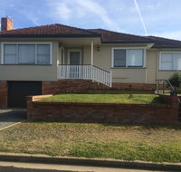Costa Park Cottage Ena - Armidale - Accommodation Great Ocean Road