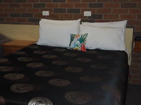 Country Road Motel St Arnaud - Accommodation Great Ocean Road 1