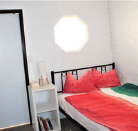 Cozy and cute comfort stay close to University Female only - Accommodation Great Ocean Road