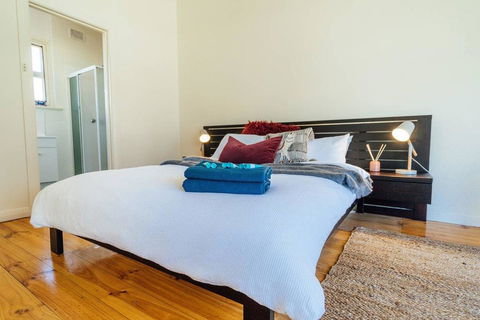 Deja Blue At Augusta - Wifi - Nespresso - Netflix - Accommodation Great Ocean Road 3