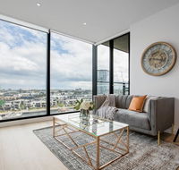Delightful 2BR RiverviewDocklands - Accommodation Great Ocean Road