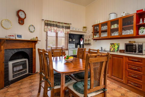 Dillons Cottage - Accommodation Great Ocean Road 2