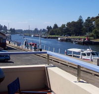 Dockside Waterfront Indulgence - Accommodation Great Ocean Road
