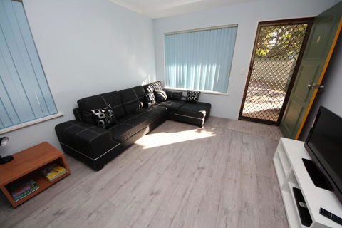 Dunbar Court Unit 4 At South West Rocks - Accommodation Great Ocean Road 0