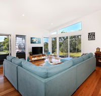 Eagleview - Pet Friendly - 4 Min Walk to Beach