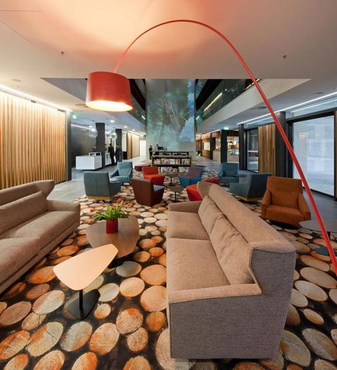 East Hotel And Apartments - Accommodation Great Ocean Road 3