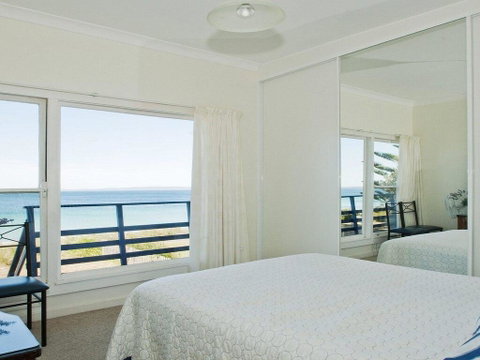 Eden On The Beach - Beachside Getaway - Accommodation Great Ocean Road 3