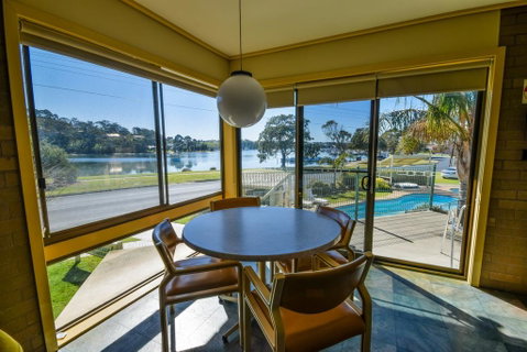 Emmanuel Holiday Apartment - Accommodation Great Ocean Road 3