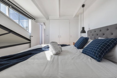 Fitzroy Converted Warehouse Penthouse - Accommodation Great Ocean Road 2