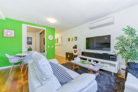 Fitzroy Lifestyle 1 Bed With Pool, Spa, Sauna & Gym - Accommodation Great Ocean Road 0
