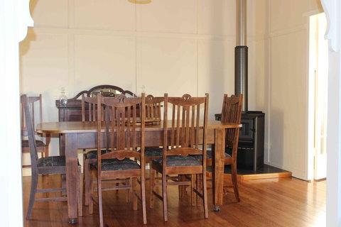 Flame Hill Vineyard - Accommodation Great Ocean Road 2