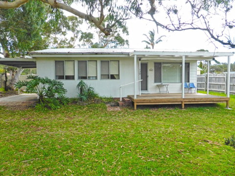 Frangipani Cottage @ Callala Beach - Accommodation Great Ocean Road 0
