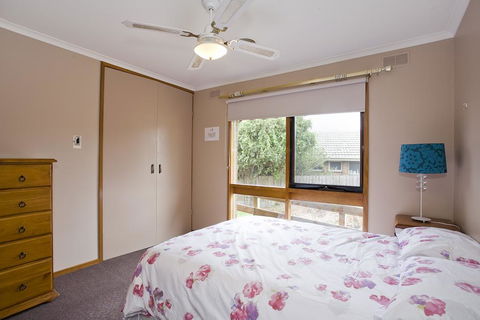 Geelong Holiday Home - Accommodation Great Ocean Road 1