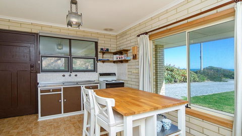 Golden Days - 30 Gold Coast Drive - Accommodation Great Ocean Road 2
