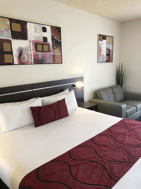 Golden West Motor Inn - Accommodation Great Ocean Road 1