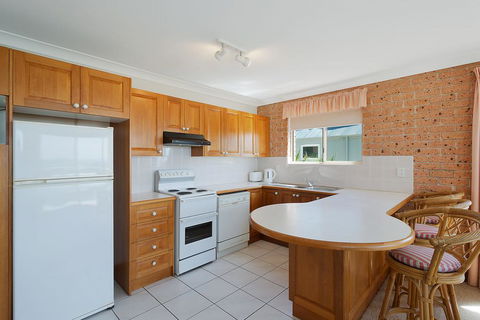 Grand Pacific 1 Unit 1 - Accommodation Great Ocean Road 3