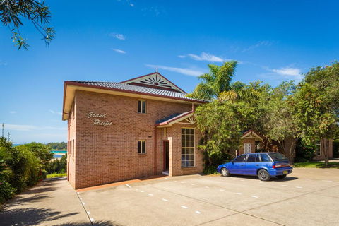 Grand Pacific 1 Unit 1 - Accommodation Great Ocean Road 0