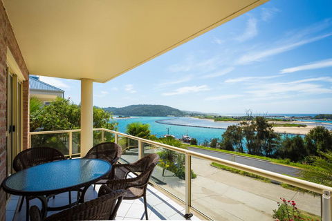 Grand Pacific 1 Unit 1 - Accommodation Great Ocean Road 1