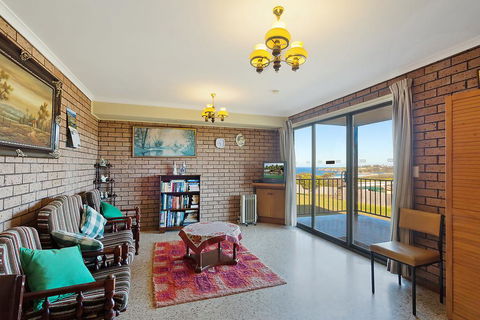 Grandview Apartment - Ocean Views - Accommodation Great Ocean Road 0