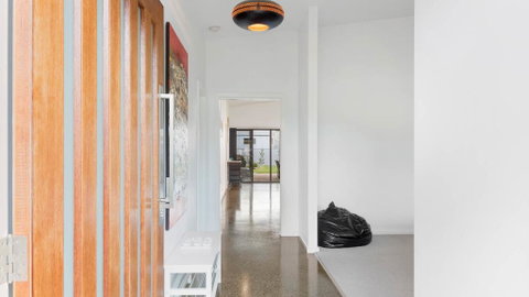 Great Ness Beachhouse - WiFi - Pet-Friendly - Accommodation Great Ocean Road 3