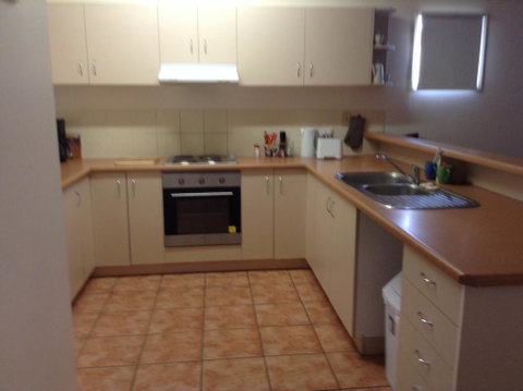 Hazelwood Gardens Apartment - Accommodation Great Ocean Road 2