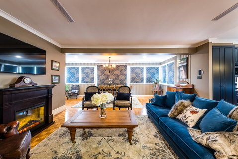 Hedge House - Luxury, Space, Style, Great Location - Accommodation Great Ocean Road 1