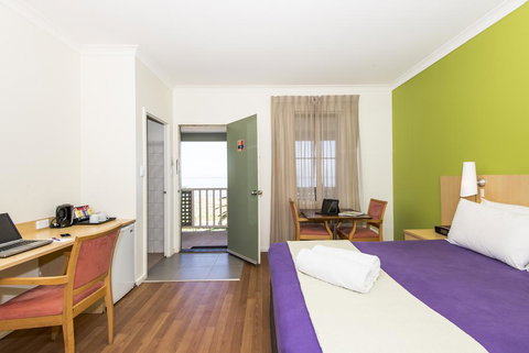 Hedland Hotel - Accommodation Great Ocean Road 3
