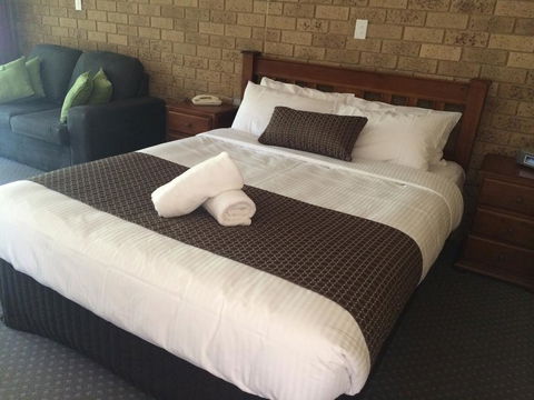 High Country Motor Inn Bright - Accommodation Great Ocean Road 0