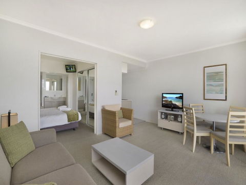 Hinterland Luxury - 1 Bedroom Hinterland View Apt - Accommodation Great Ocean Road 3
