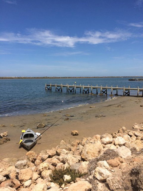 Island Waterfront Getaway - WiFi - Accommodation Great Ocean Road 3