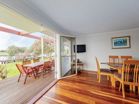 JOHANSSON'S PERCH No. 1 - Accommodation Great Ocean Road 1