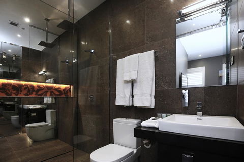 Junction Hotel - Accommodation Great Ocean Road 1