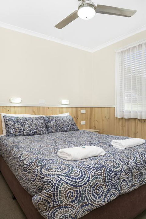Kendalls Beach Holiday Park - Accommodation Great Ocean Road 3