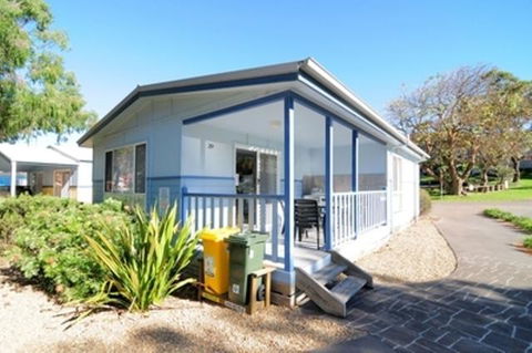 Kendalls Beach Holiday Park - Accommodation Great Ocean Road 0