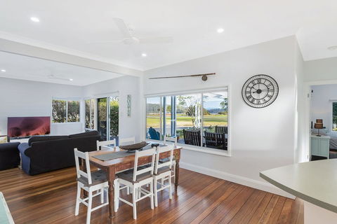 Kesla Beach House - Accommodation Great Ocean Road 0