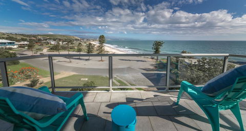 King Of North Bay - 103 Gold Coast Drive - Accommodation Great Ocean Road 0