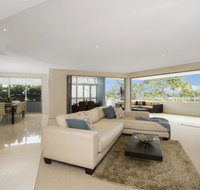KINGSCLIFF OCEAN VIEW TERRACE BY THE FIGTREE 5 - Accommodation Great Ocean Road