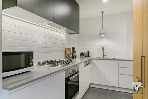 KOZYGURU WOLLI CREEK KOZY 1 BED APT SYDNEY AIRPORT & SYDNEY CBD NWC020 - Accommodation Great Ocean Road 3