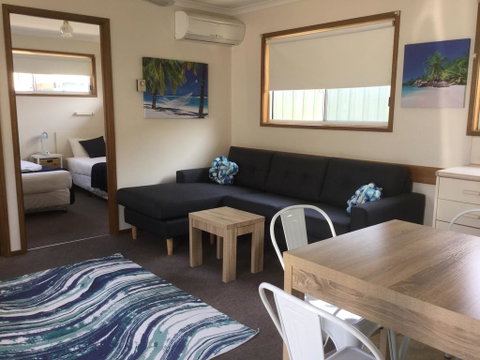 Lakes Jakaranda Holiday Units - Accommodation Great Ocean Road 1