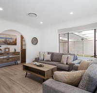 Le Maison 77 Horace St - stunning house with ducted air WIFI and Linen provided - Accommodation Great Ocean Road