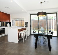 Lewis Street Apartments by Kirsten Serviced Accommodation - Accommodation Great Ocean Road