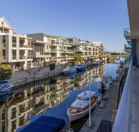 Luxurious Mandurah Marina Apartment - Accommodation Great Ocean Road
