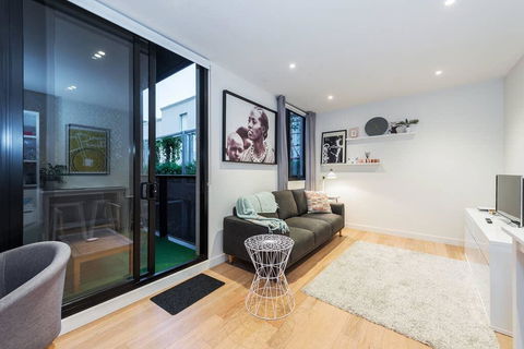 Luxury 1 Bed Unit BEST LOCATION IN SOUTH YARRA - Accommodation Great Ocean Road 1